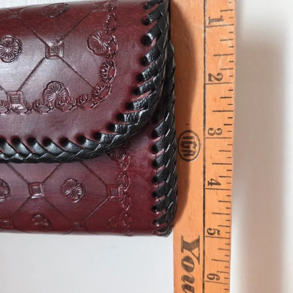 EUC VINTAGE GENUINE LEATHER SMALL TOOLED CROSSBODY BAG